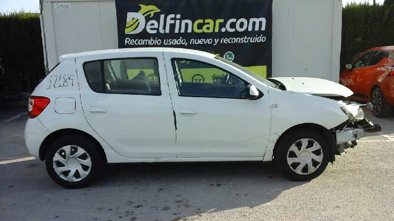 DACIA Sandero 2 generation (2013-2020) Преден десен фар за мъгла 261500097R 23722311