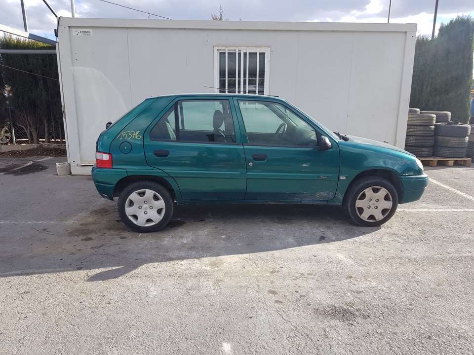 OPEL Saxo 2 generation (1996-2004) Bagāžas nodalījuma loga tīrītāja motorīts 9637889880, 53011512 23422825