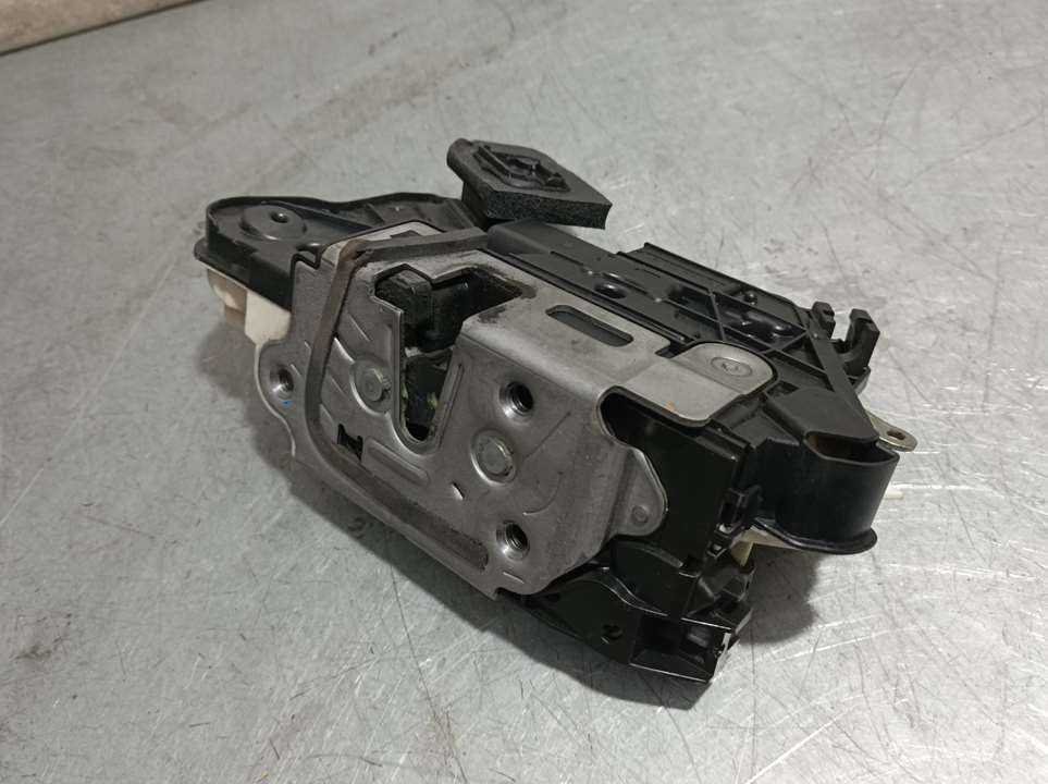 SEAT Leon 3 generation (2012-2020) Front Left Door Lock 5K1837015J 23718181