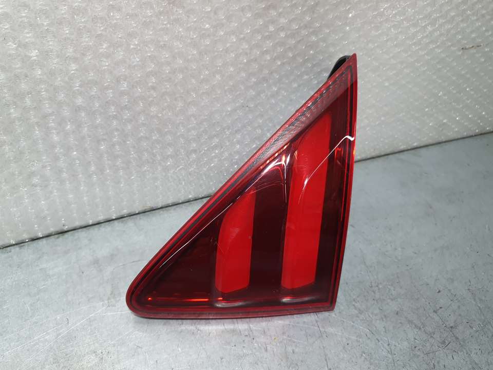 PEUGEOT 3008 1 generation (2010-2016) Rear Right Taillight Lamp 9805511280, 81300201 23508210