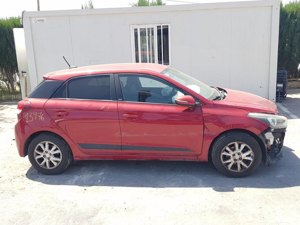 HYUNDAI i20 IB (2 generation) (2014-2020) Μπροστινή δεξιά δαγκάνα φρένου MANDO 24049624