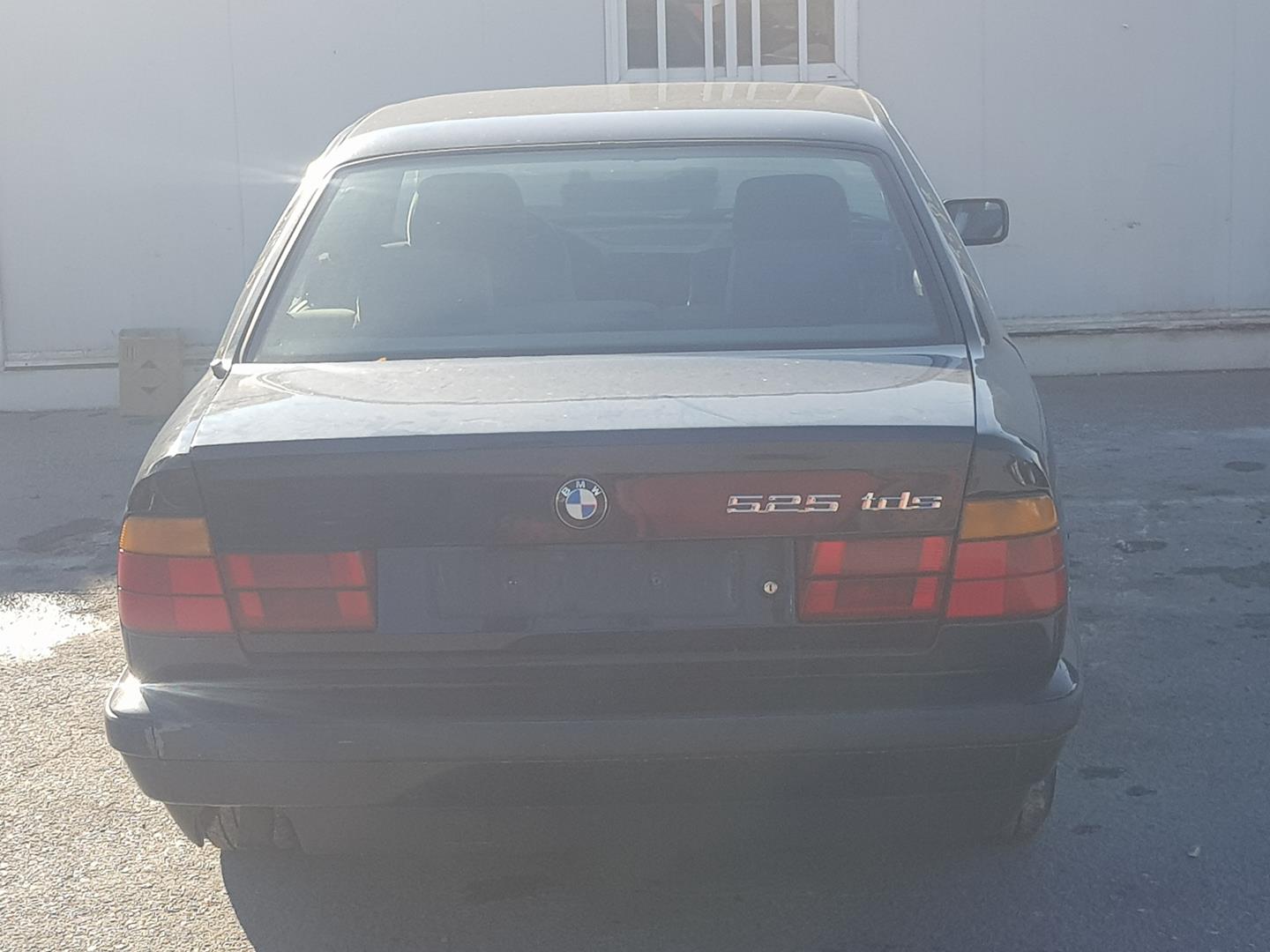 BMW 5 Series E34 (1988-1996) Interkūlerio radiatorius 23655042