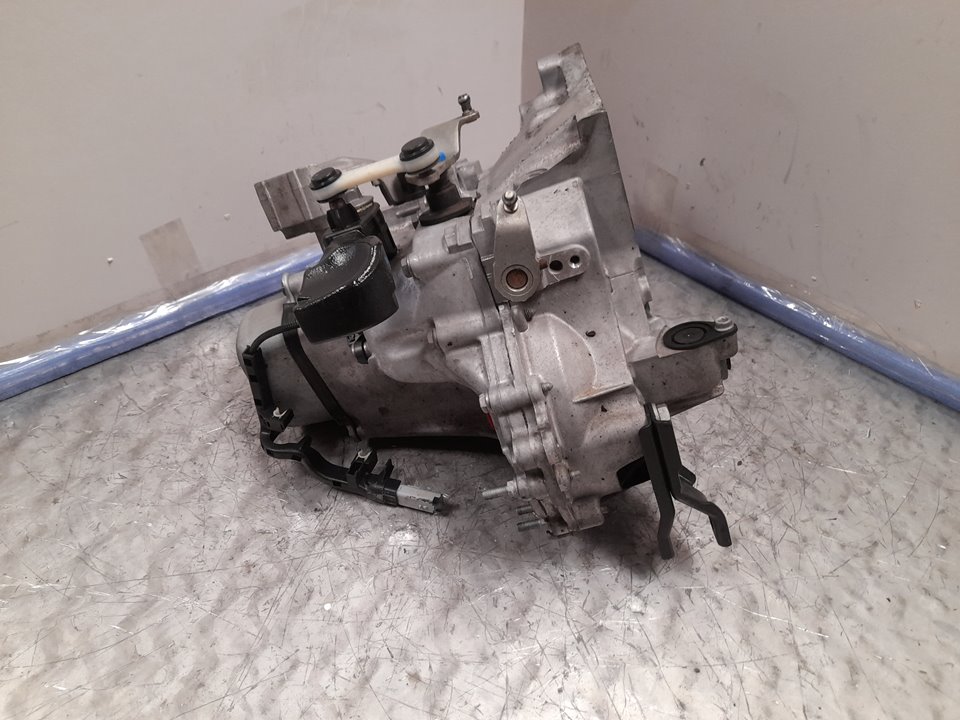 CITROËN C3 3 generation (2016-2024) Gearbox 20A704,1260721 23662454