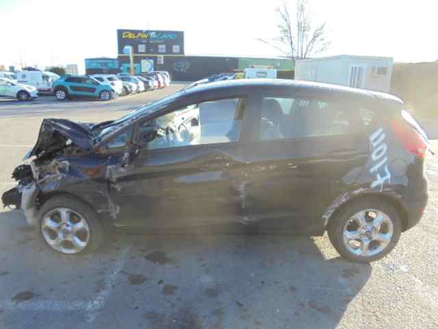 HYUNDAI Fiesta 5 generation (2001-2010) Feu arrière droit 8A6113404A 24011506