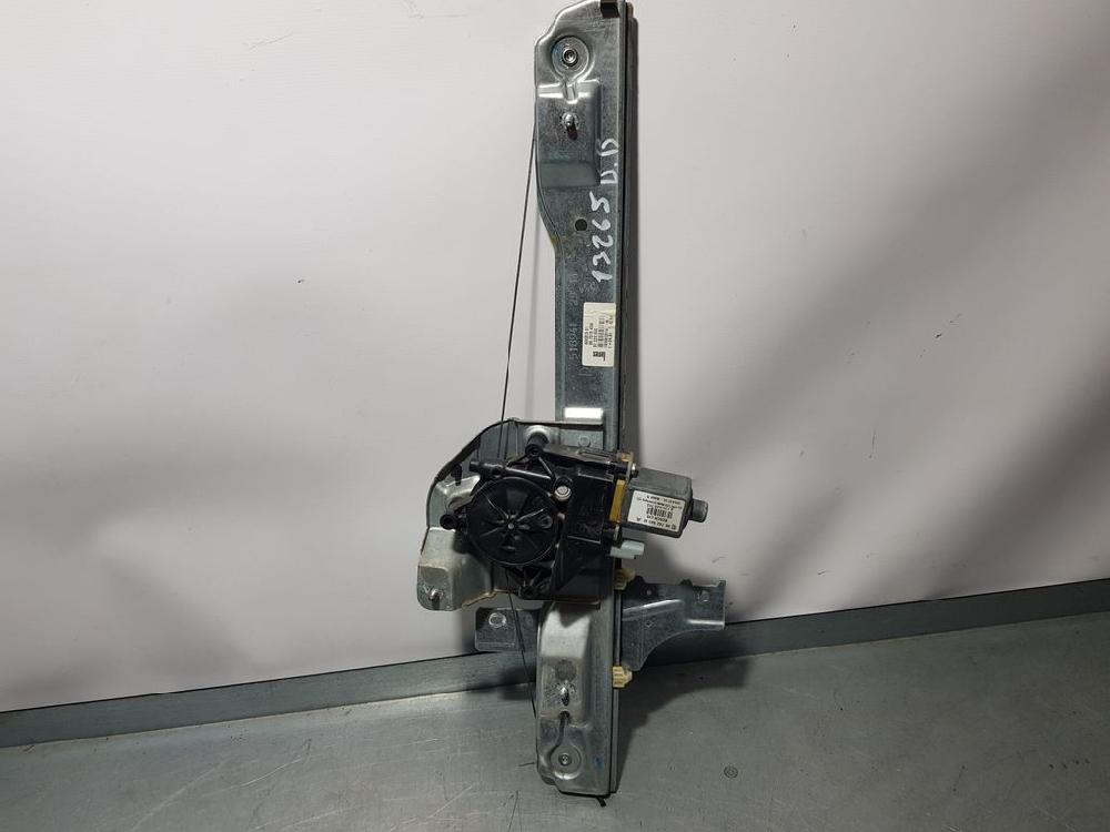 PEUGEOT 208 Peugeot 208 (2012-2015) Front Right Door Window Regulator 9673154380, A002C501 18688037