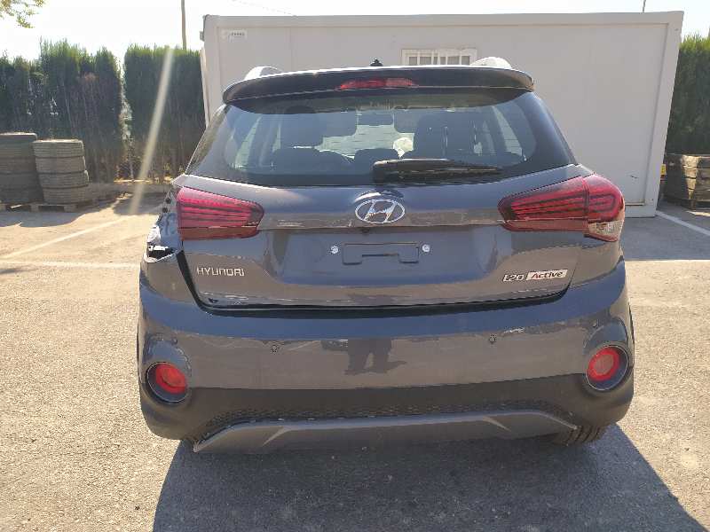 HYUNDAI i20 IB (2 generation) (2014-2020) A hátsó lökhárító egyéb részei 92405C8400 24041061