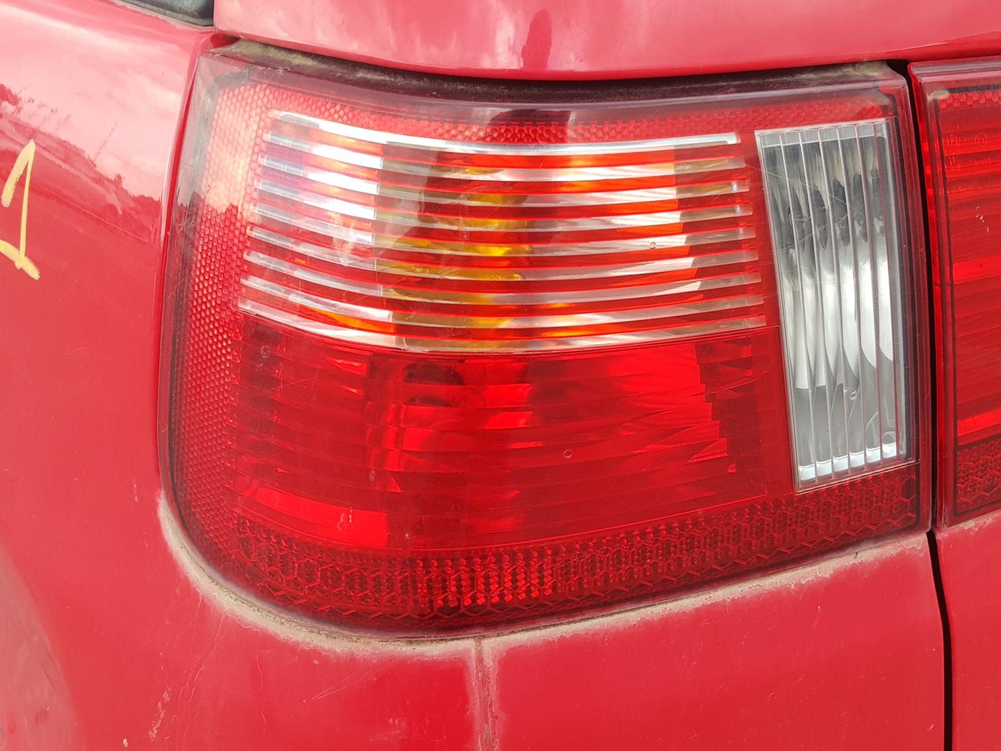 SEAT Ibiza 2 generation (1993-2002) Rear Left Taillight EXTERIOR 23660292