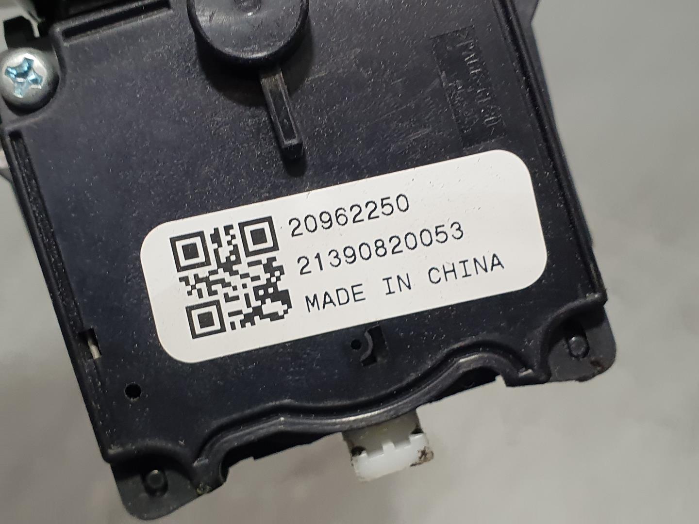CHEVROLET Aveo T300 (2011-2020) Turn switch knob 20962250 20610306