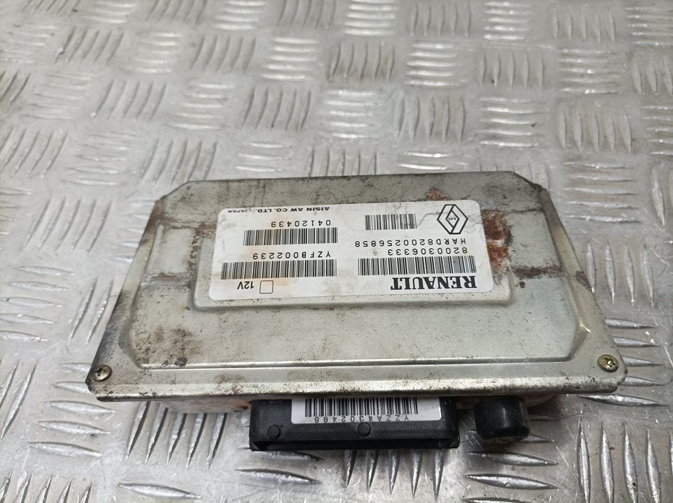 Centralita cambio automático G9T743 8200306333 de Renault Espace iv (jk0/1_) 2002-2016 150 CV con 94756 km