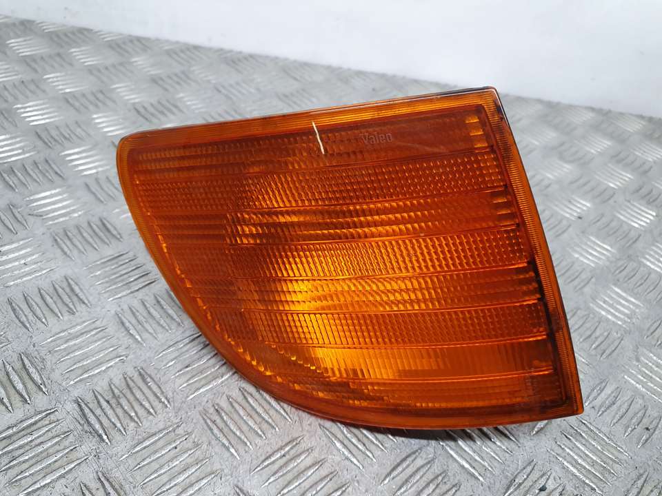 RENAULT Vito W638 (1996-2003) Semnalizare aripa dreapta față 6388200121, 67629821 22853218