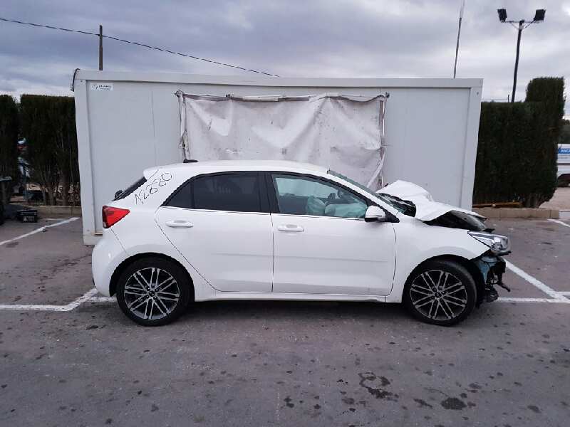 KIA Rio 4 generation (2016-2024) Внутрішне дзеркало заднього виду 85101A4000 24061784