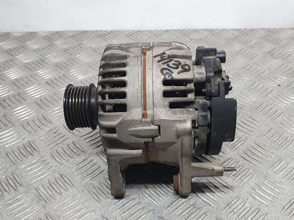 SEAT Cordoba 2 generation (1999-2009) Alternator 037903025M, 0124325013 22739142