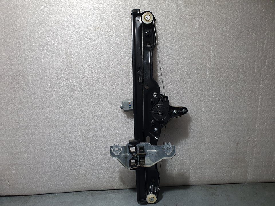 NISSAN Qashqai 2 generation (2013-2023) Vindusregulator foran høyre dør 807004EA1D, BROSE 22047368