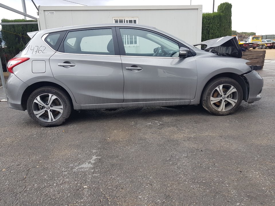 NISSAN Pulsar C13 (2014-2018) Jobb első ajtó ablakemelő gombja SINREF 18745441