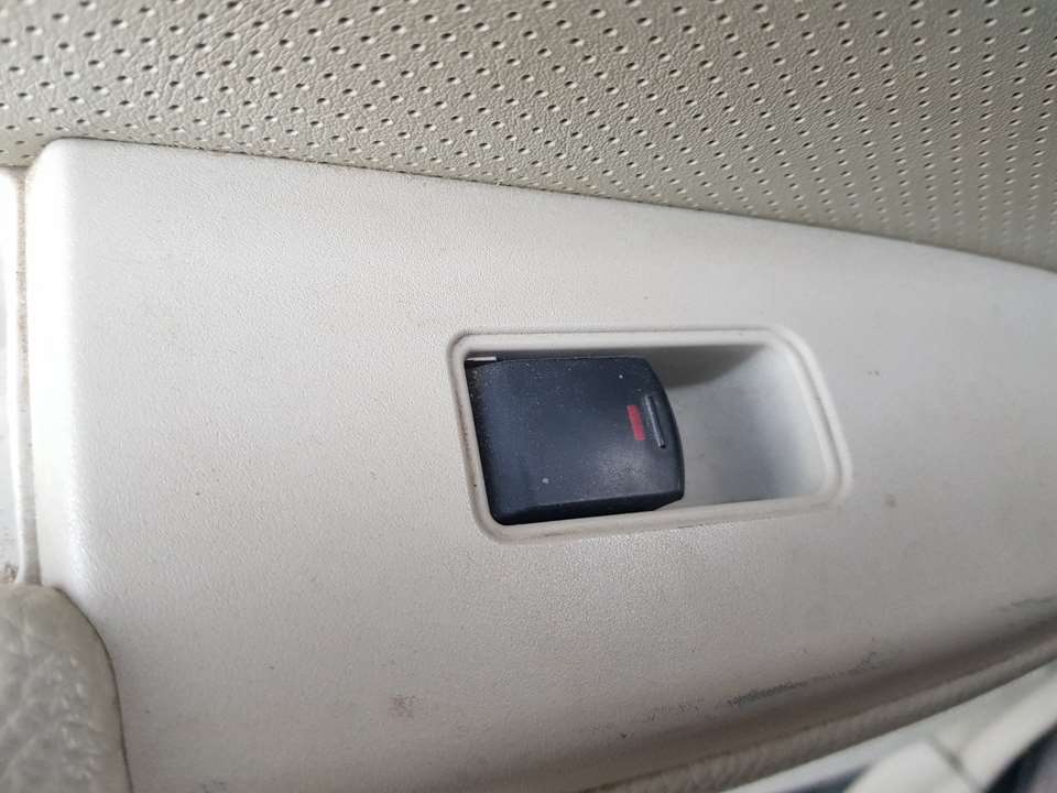 SUBARU Outback 3 generation (2003-2009) Кнопка стеклоподъемника задней правой двери 24107015