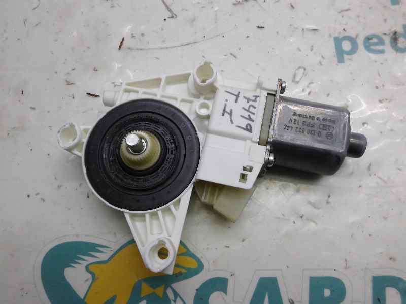 MERCEDES-BENZ C-Class W204/S204/C204 (2004-2015) Rear Left Door Window Control Motor 0130822443, A2048200642 18472389