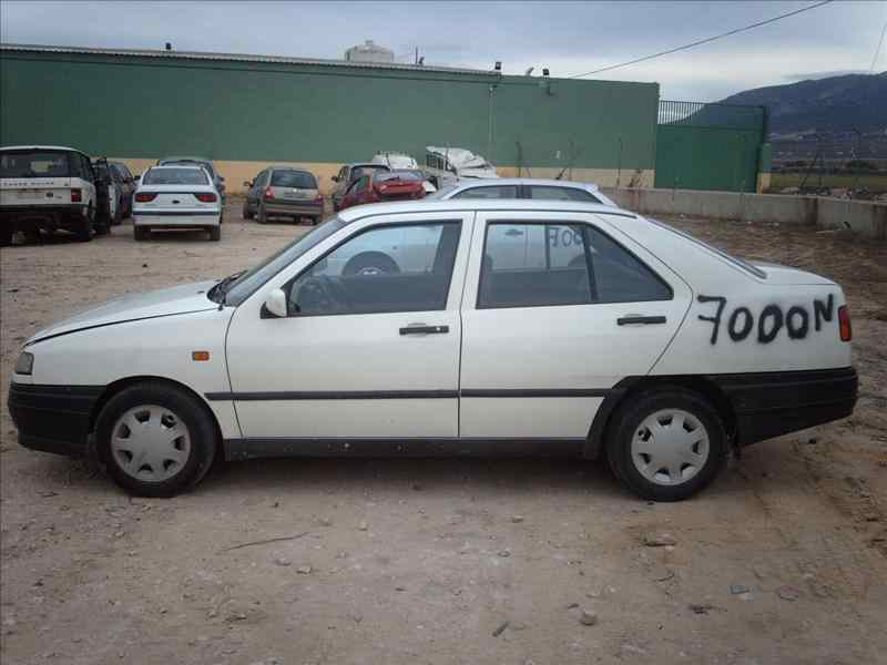 LANCIA Toledo 1 generation (1991-1999) Фонарь задний правый EXTERIOR 18429990