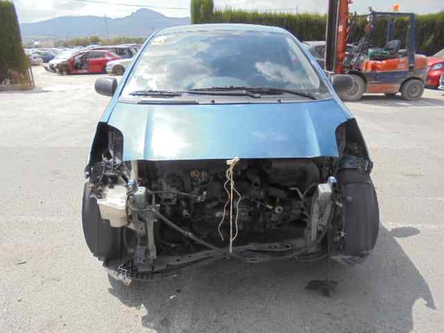 TOYOTA Yaris 2 generation (2005-2012) Стеклоподъемник передней левой двери 857200D110B,983722101 18567216