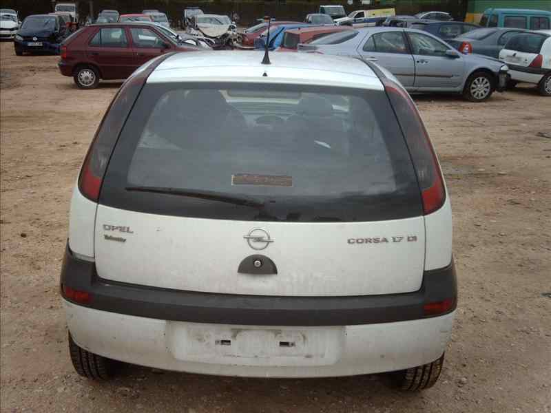 RENAULT Corsa C (2000-2006) Oikea takavalo 20590931