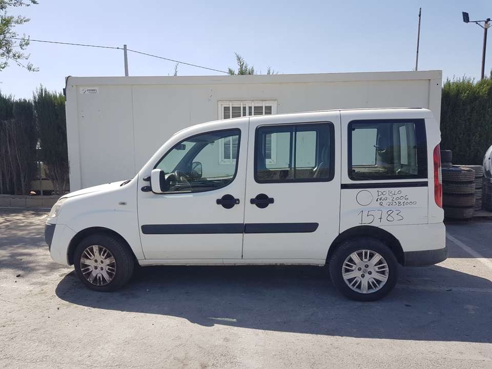 FIAT Doblo 1 generation (2001-2017) Priekinių dešinių durų veidrodis 735419592 26534070