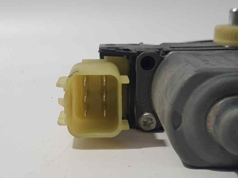 HYUNDAI Fiesta 5 generation (2001-2010) Motor regulator geam ușă stânga față 8A6114A389B, 0130822404 18693598