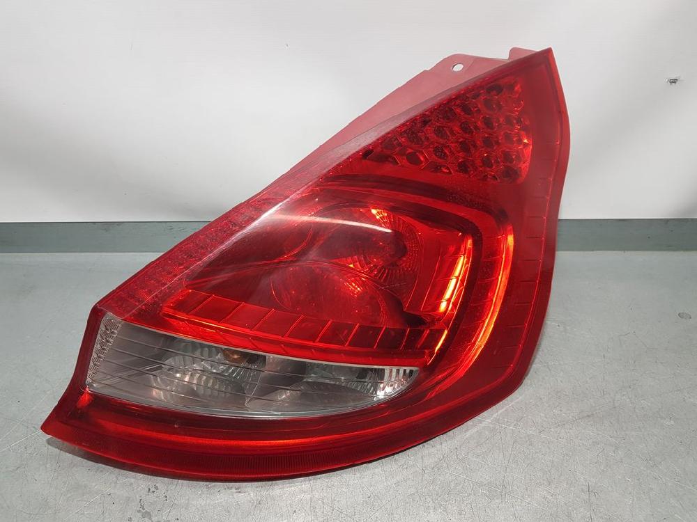 HYUNDAI Fiesta 5 generation (2001-2010) Feu arrière droit ROZADO 18600552