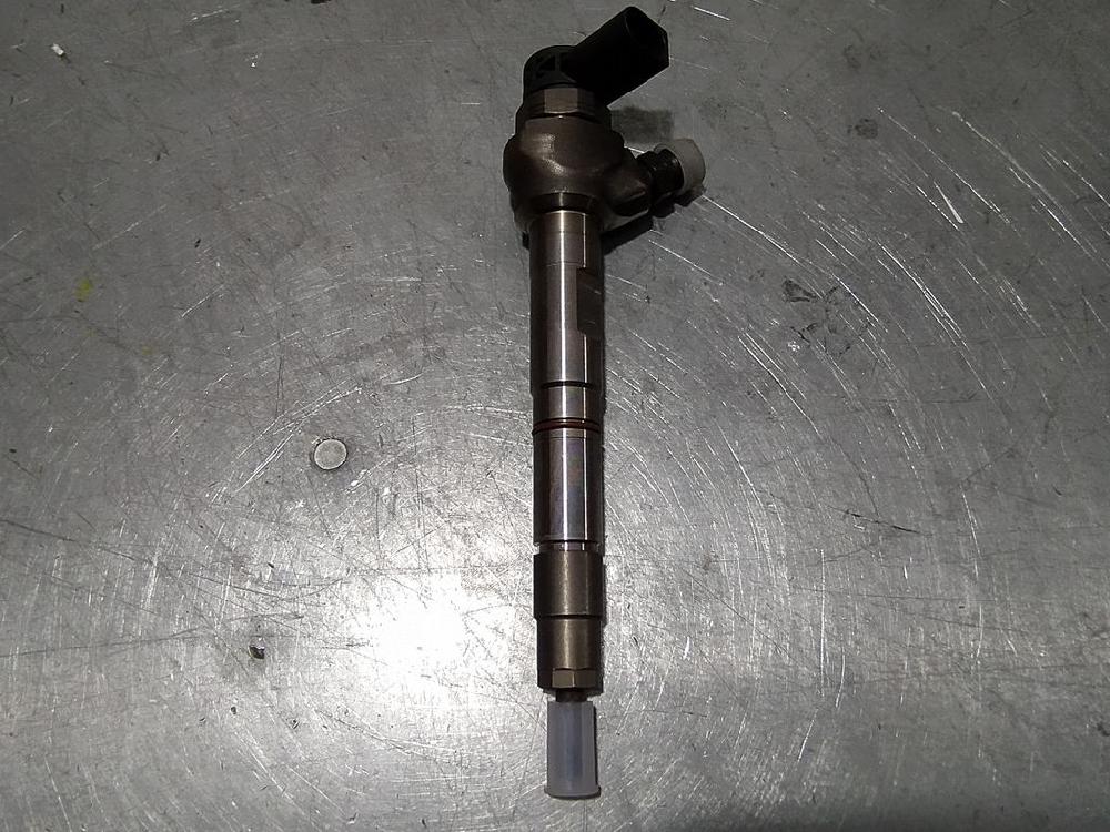 SEAT Leon 3 generation (2012-2020) Injector de combustibil 04L130277AC, 0445110469 20768519