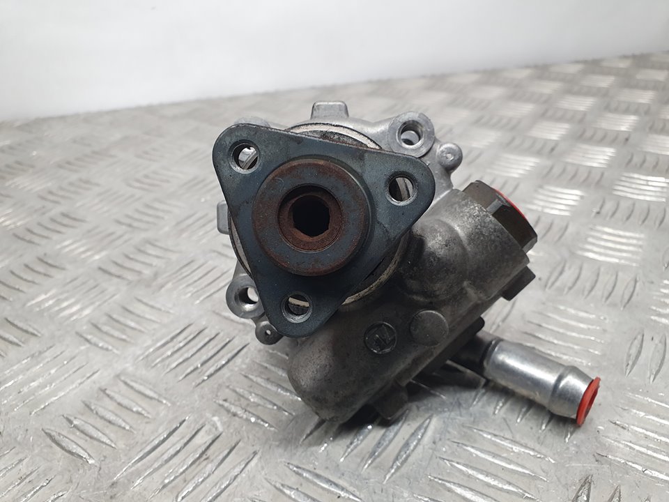 BMW 3 Series E90/E91/E92/E93 (2004-2013) Ohjaustehostimen pumppu 7692974546 18722485