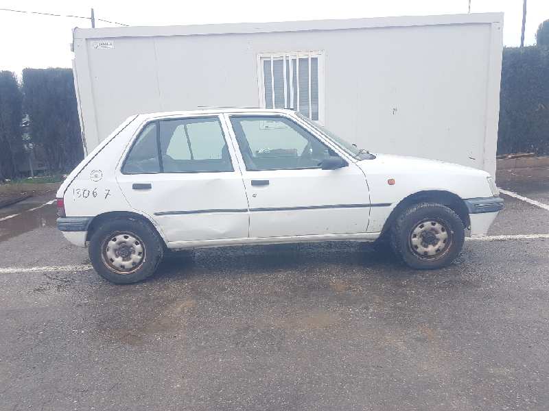 PEUGEOT 205 1 generation (1983-1998) Rétroviseur latéral droit SINREF, C/MANDO 18679831