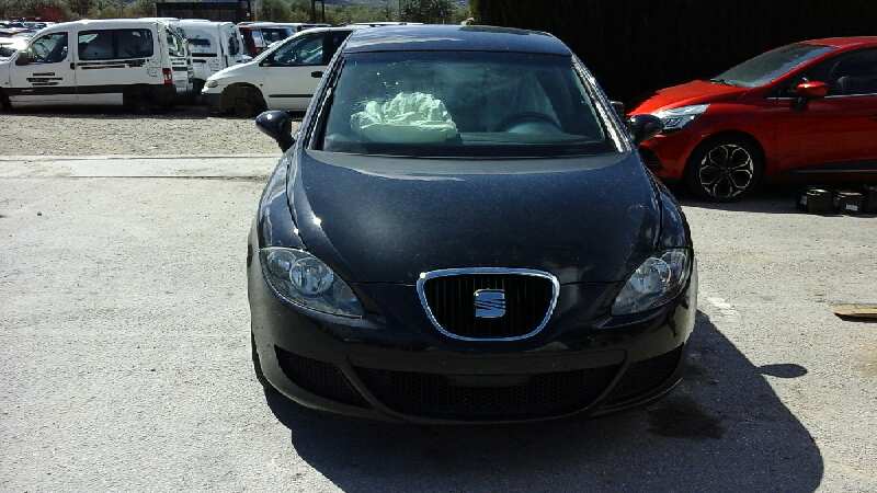 SEAT Leon 2 generation (2005-2012) Радиатор интеркулера 1K0145803A, BEHR 18615473