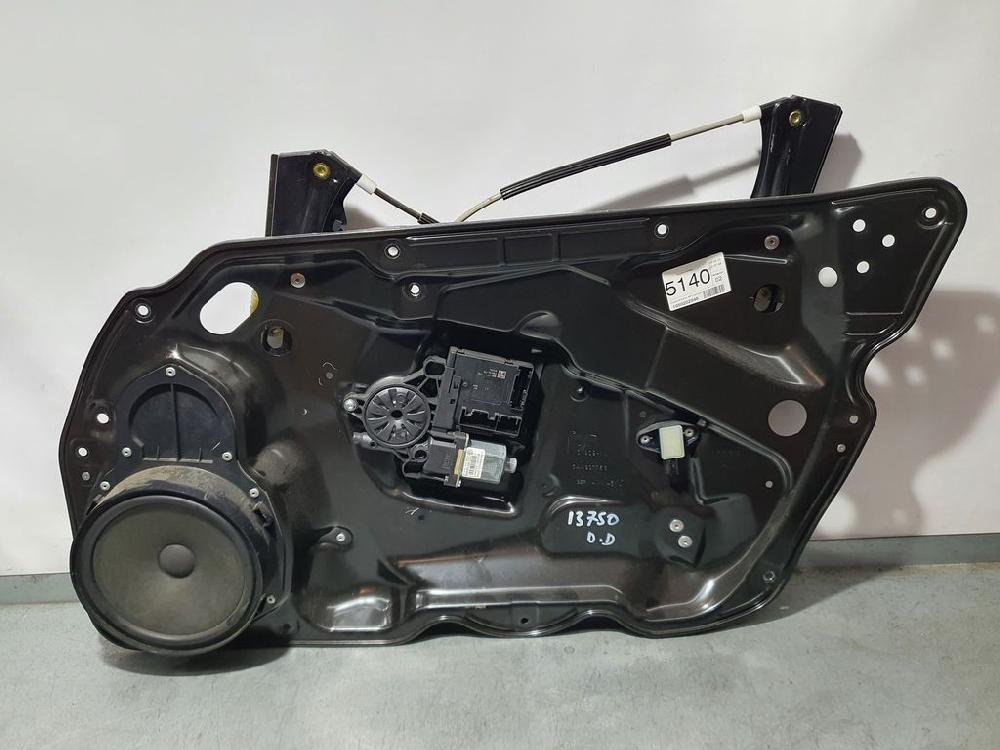 VOLKSWAGEN Passat B7 (2010-2015) Front Right Door Window Regulator 3AA837756 23626470