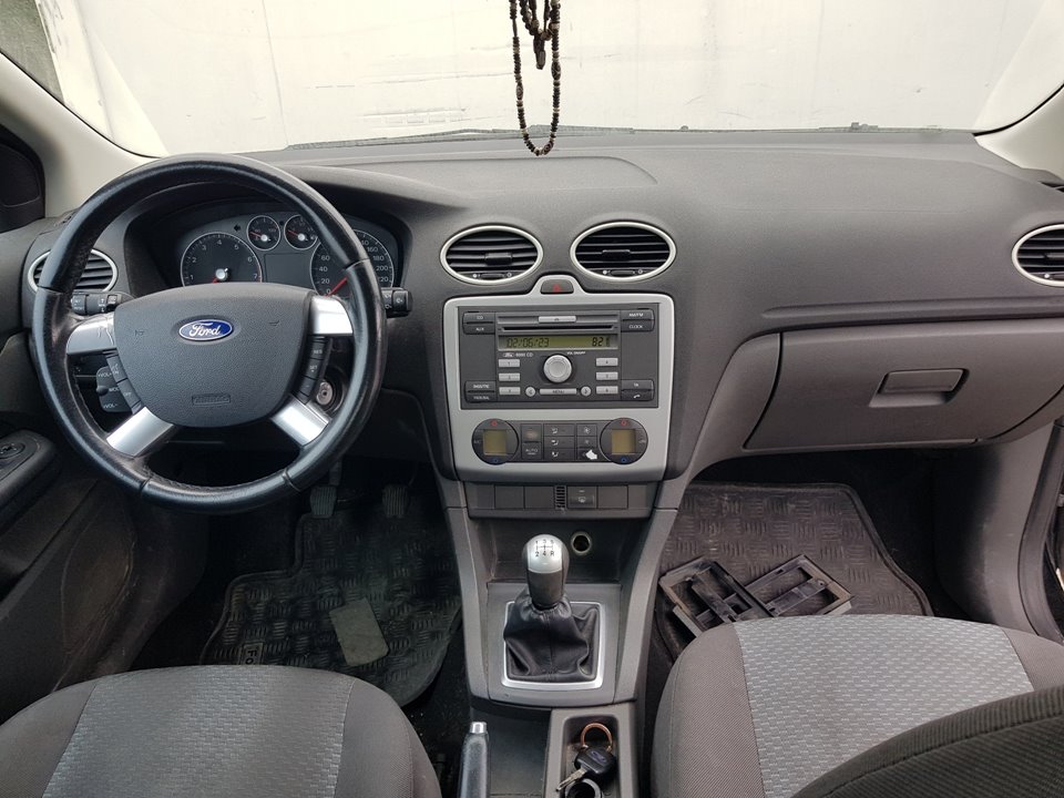 PEUGEOT Focus 2 generation (2004-2011) A hátsó lökhárító egyéb részei 5M5115K272AA,5M5115500 24085647