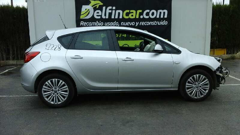 OPEL Astra J (2009-2020) Jobb hátsó ajtó ablakemelője 13350761,911717110 18638617