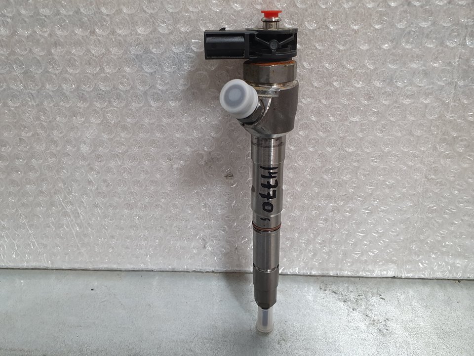 VOLKSWAGEN Passat Variant 1 generation (2010-2024) Injecteur de carburant 05L130277E, 0445110835 23649025