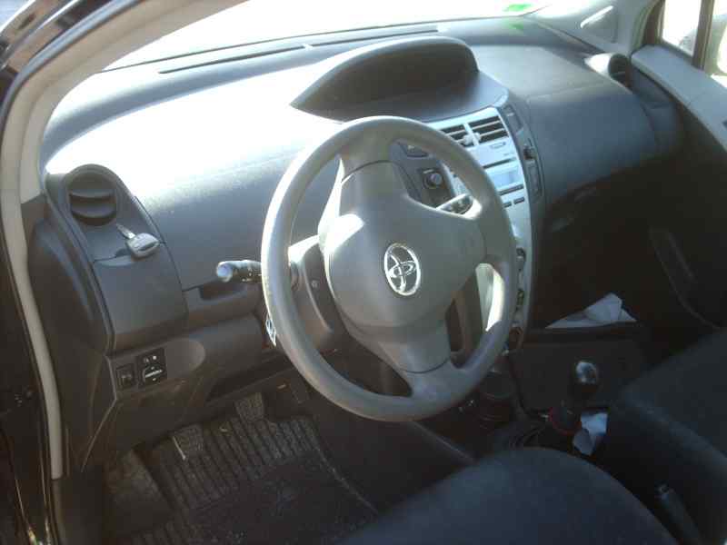 TOYOTA Yaris 2 generation (2005-2012) Gaisa plūsmas mērītājs 1974002260H,2220433010,DENSO 18494756