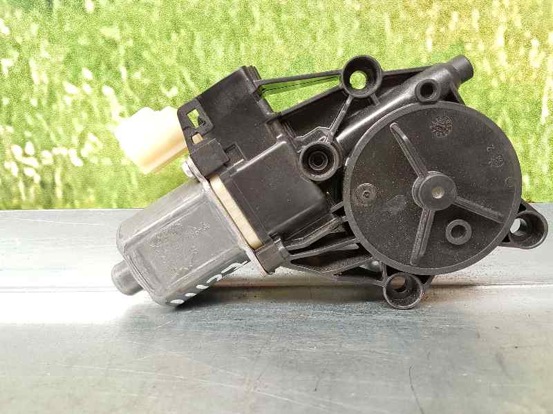 FORD Fiesta 5 generation (2001-2010) Front Right Door Window Control Motor 8A6114553A, 0130822407 18584823