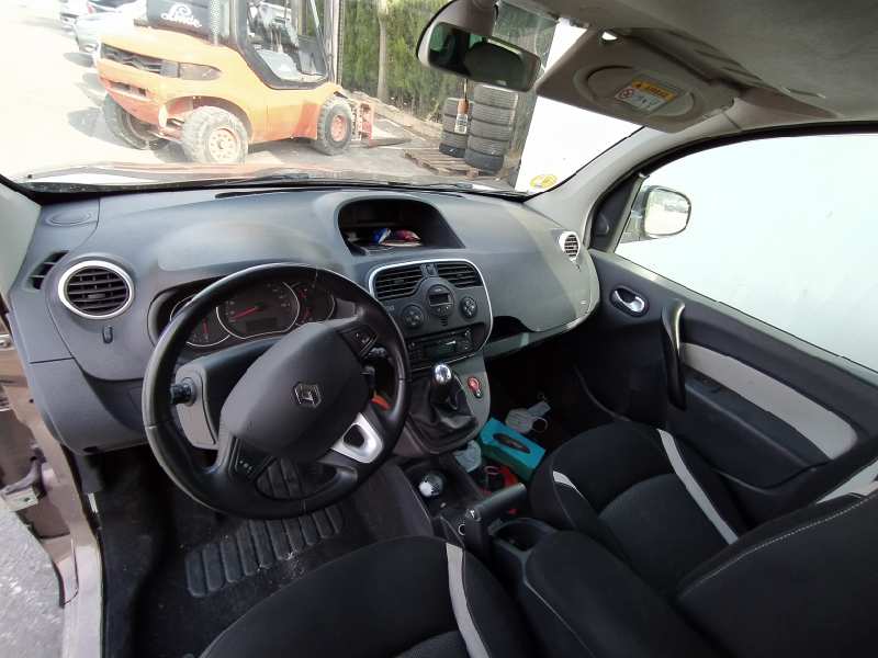 RENAULT Kangoo 2 generation (2007-2021) Ilmastointipumppu 8200953359B,SD6V12 18698514