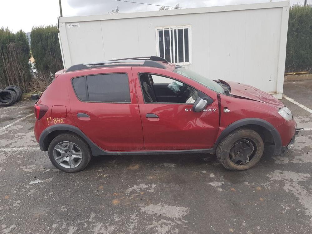 DACIA Sandero 2 generation (2013-2020) Левая противотуманка переднего бампера 261500097R,89208691 23650069