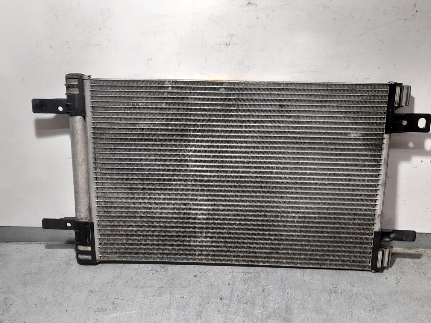 CITROËN C4 Picasso 2 generation (2013-2018) Air Con Radiator 9673629780, BEHR 23659857