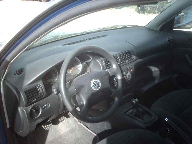 VOLKSWAGEN Passat B5 (1996-2005) Motorhűtő-ventilátor hűtője 058121350 18518439