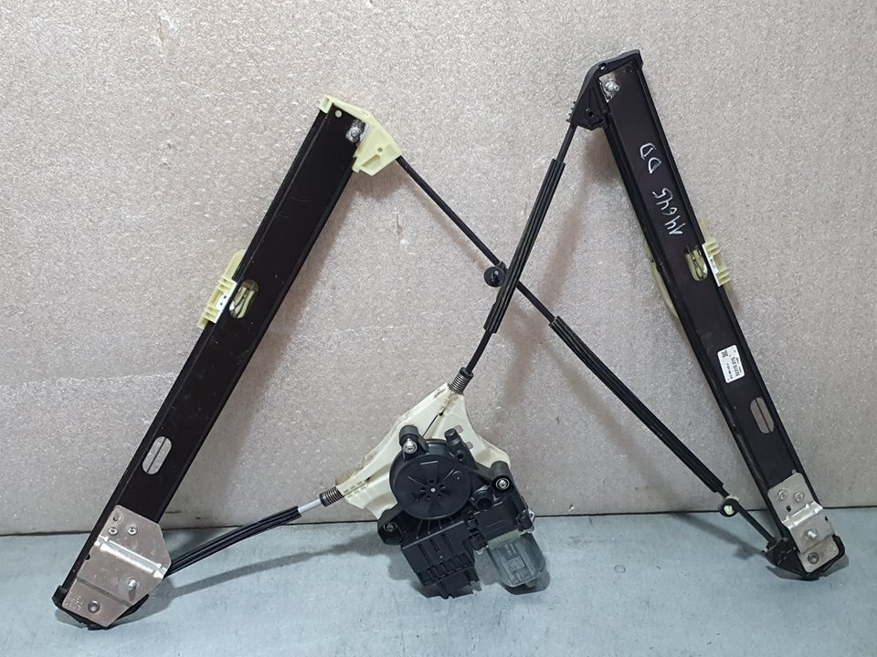 SEAT Alhambra 2 generation (2010-2021) Front Right Door Window Regulator 6F0867462A 23647681