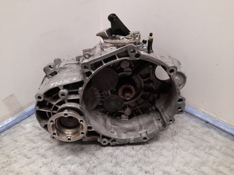 SKODA Yeti 1 generation (2009-2018) Gearbox LHD, 1409560133 18722080