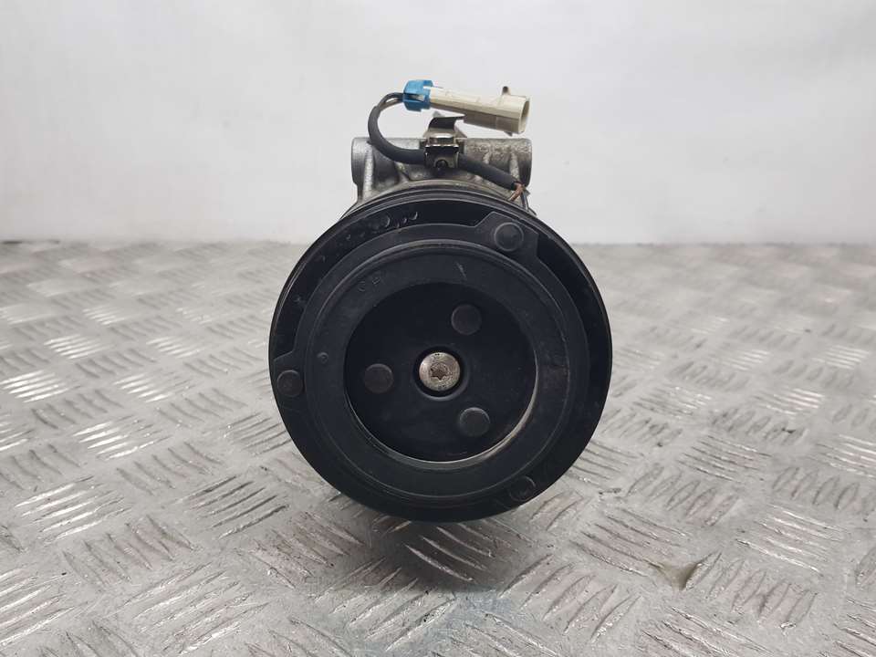 KIA Corsa B (1993-2000) Air Condition Pump 24464152, 02165191106 21226963