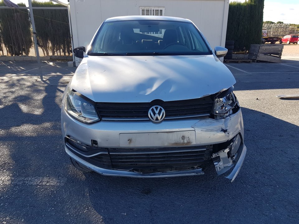 VOLKSWAGEN Polo 5 generation (2009-2017) Priekinė kairė sėdynė C/AIRBAG 21807590