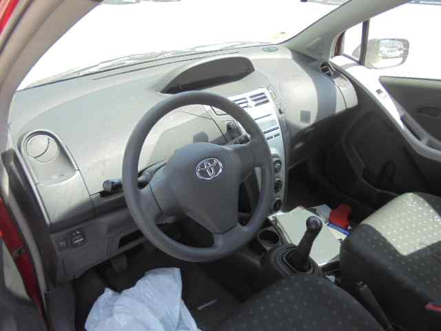 TOYOTA Yaris 2 generation (2005-2012) Стеклоподъемник передней левой двери 10PINS,857200D110B 18567189