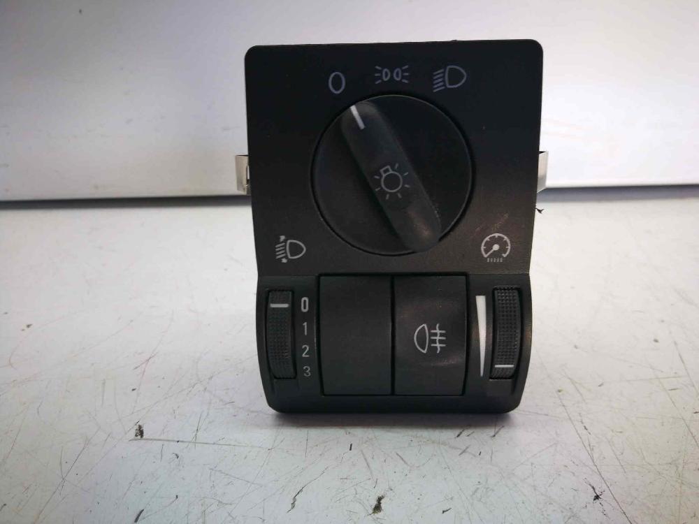 RENAULT Corsa C (2000-2006) Headlight Switch Control Unit 9116613 18380718