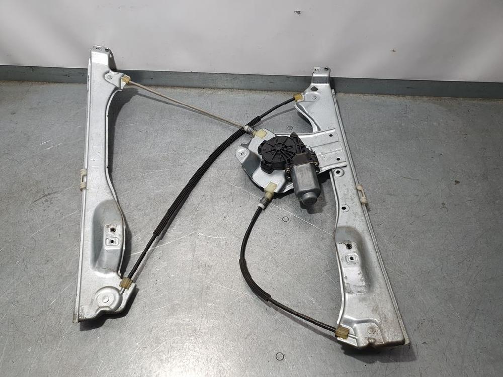 RENAULT Clio 2 generation (1998-2013) Front Left Door Window Regulator ELECTRICO2PINS 18702284