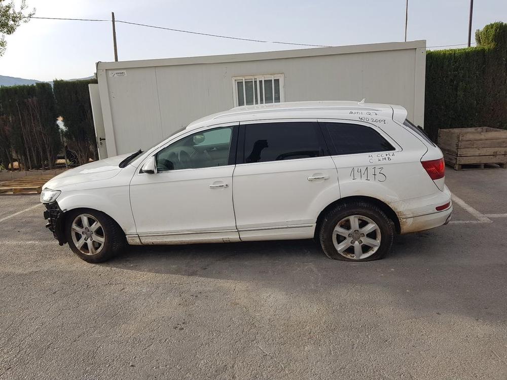 FORD USA Q7 4L (2005-2015) A hátsó lökhárító egyéb részei 4L0945096,027340202 24085955