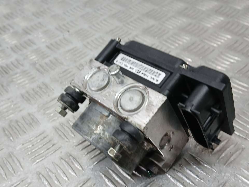 Abs K9K764 8200559749 de Renault Clio iii 2005-2016 106 CV - pieza usada