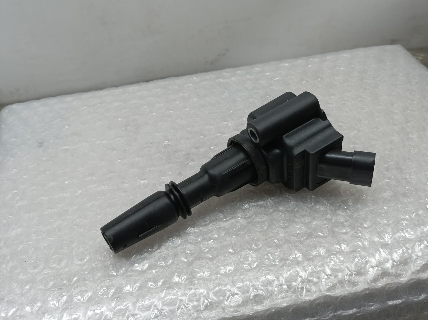 FIAT 500 2 generation (2008-2024) High Voltage Ignition Coil 55267998, 44690001, MOPAR 23629924